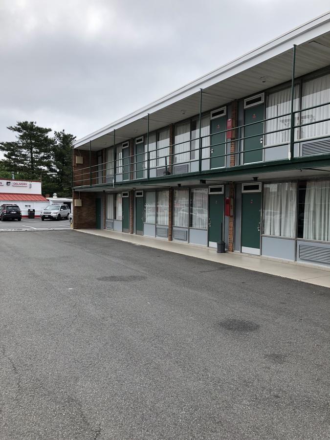 Highlander Motor Inn Arlington Exterior foto